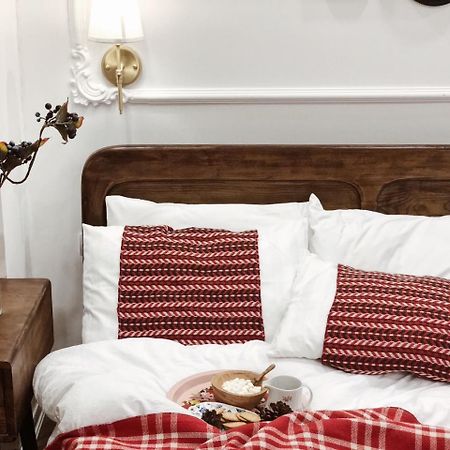 Chloe & Leo Boutique Homestay Ханой Экстерьер фото