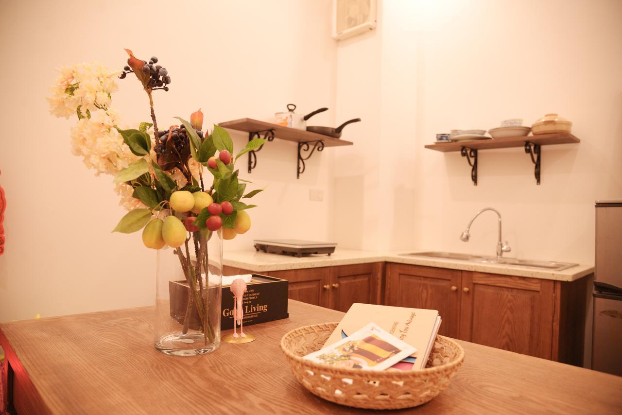Chloe & Leo Boutique Homestay Ханой Экстерьер фото