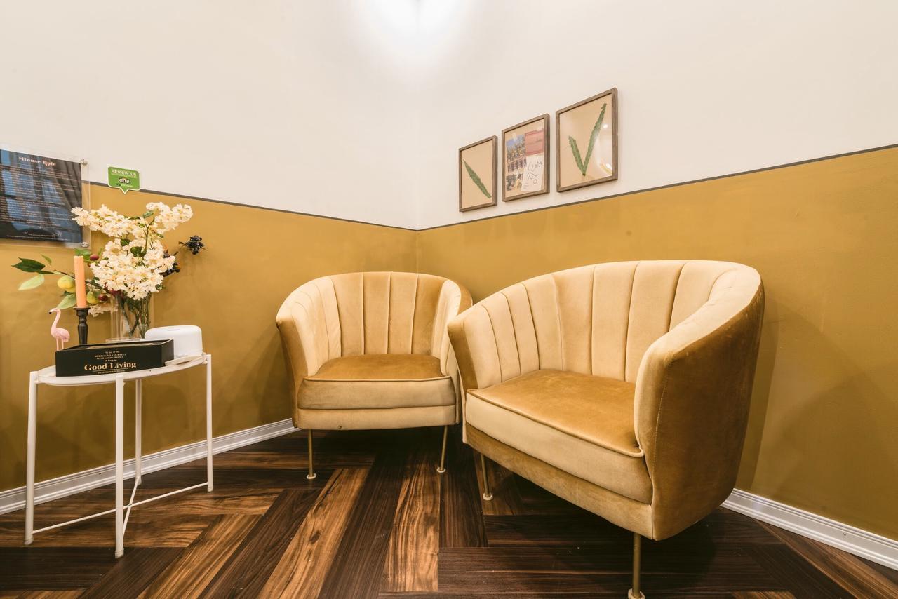 Chloe & Leo Boutique Homestay Ханой Экстерьер фото