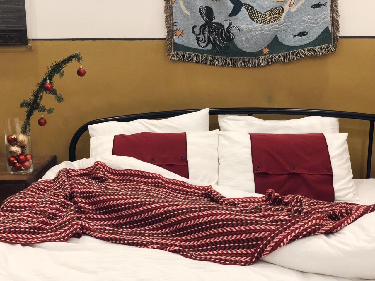 Chloe & Leo Boutique Homestay Ханой Экстерьер фото